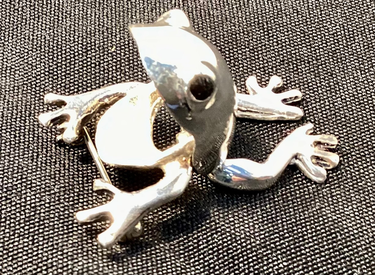 Sterling Silver Frog For Good Luck Articulated Brooch