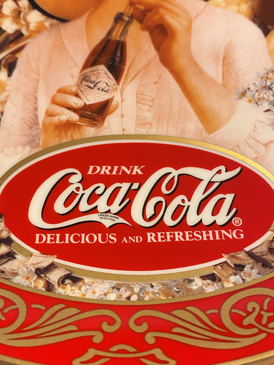 Coca Cola Vintage Fashion Ladies Collectible Plate (BK-3)