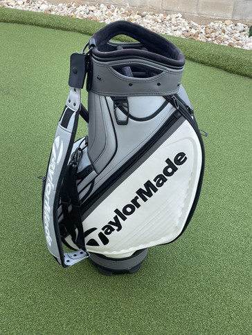 TaylorMade Gray/White Golf Staff Bag (RBay4-A)