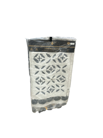 Pure Bath Alton 2 Piece Tufted Cotton Gray Bath Rug Set  ( Bay 9-D)