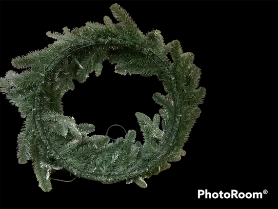Lighted Holiday Wreath