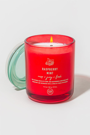 DW Home Raspberry Mint 9.3 oz. Candle (GBay 1-D)