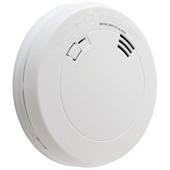 First Alert Smoke and Carbon Monxide Alarm (Bay 30-B)