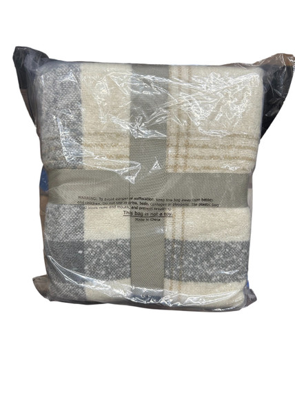 Woolrich 50" X 60" Natural Throw (M Bay 1-C)