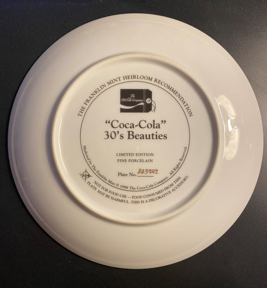 Coca Cola Vintage  30's Beauties Commemorative Plate (BK-3)