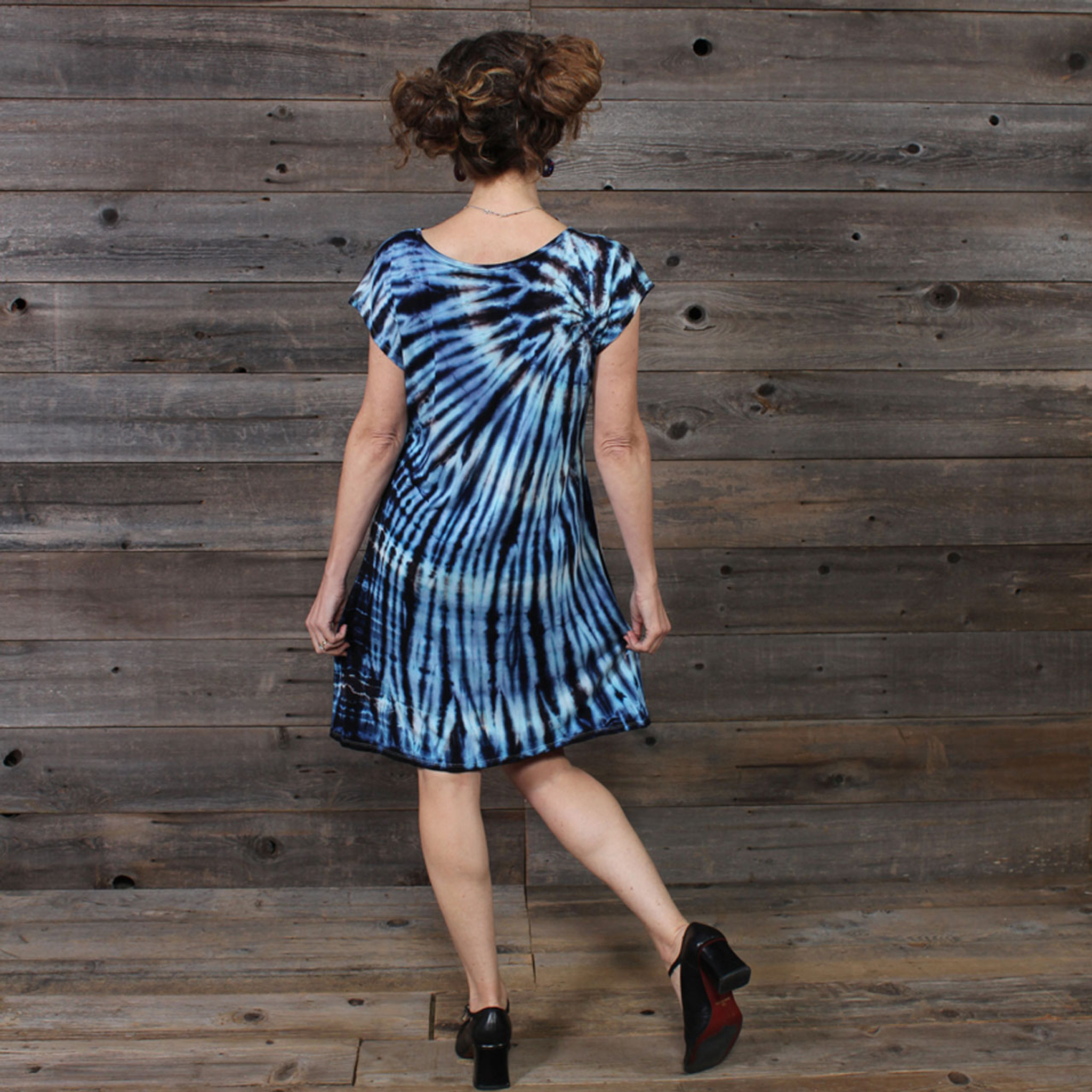 SLIP INTO A DREAM MINI DRESS  Rayon Spandex Cap Sleeve Loose Mini Dress Navy Light Blue Tie Dye