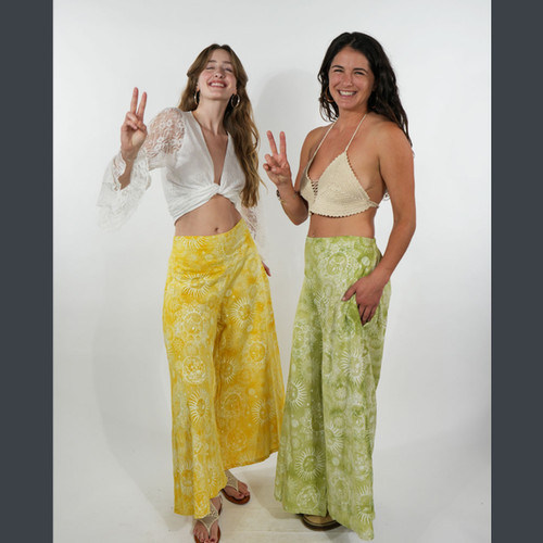 STARSTRUCK PANTS Cotton Celestial Print Tie Dye Back Elastic Super Wide Leg Pants w/ Pockets