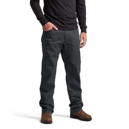 {"colorName":"Anchor","colorCode":"ANC","number":"06","isModel":false}