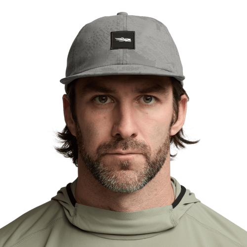 {"colorName":"Woodsmoke Camo","colorCode":"WSC","number":"02","isModel":false}