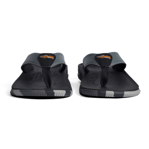 {"colorName":"Sitka Black","colorCode":"BK","number":"04","isModel":false}