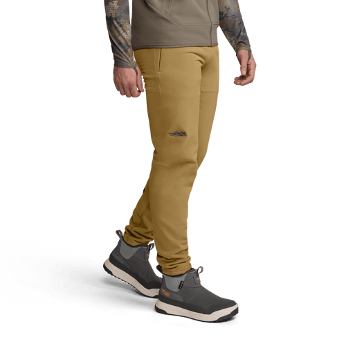 {"colorName":"Clay","colorCode":"CL","number":"03","isModel":false}