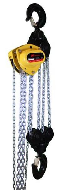 Ingersoll Rand KM100 | 1 Ton Manual Chain Hoist | Unchained | AirToolPro | Main Image