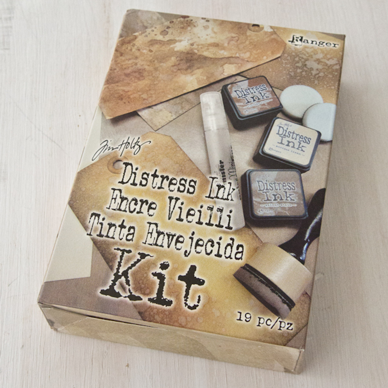 Tim Holtz - Stamp Platform, Distress Marker and Distress Ink - Creativity  Kit