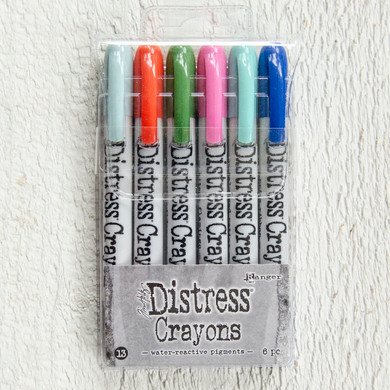 The Coloring Studio Gift Bundle with Tim Holtz Distress Crayons