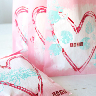 Perfectly Grungy Heart Pouches Project