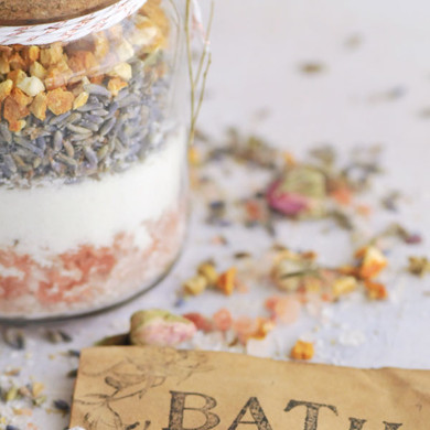 DIY Citrus and Lavender Milk Bath