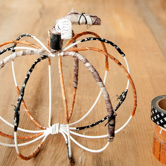 Wrapped Wire Pumpkin Project