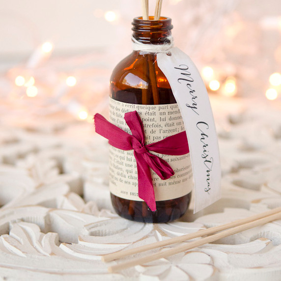 Christmas Memories: Reed Diffuser Project