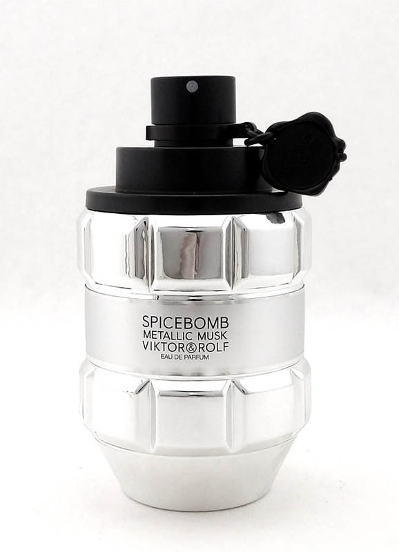 Spicebomb METALLIC MUSK by Viktor & Rolf 3.04 oz. Eau de Parfum