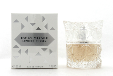 LUMIERE D'ISSEY by Issey Miyake 1.0 oz Eau de Parfum Spray