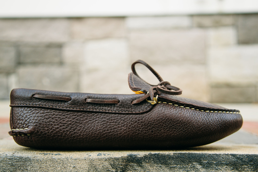 Mens Deerskin Lined Buffalo Hide Soft Sole Moccasin