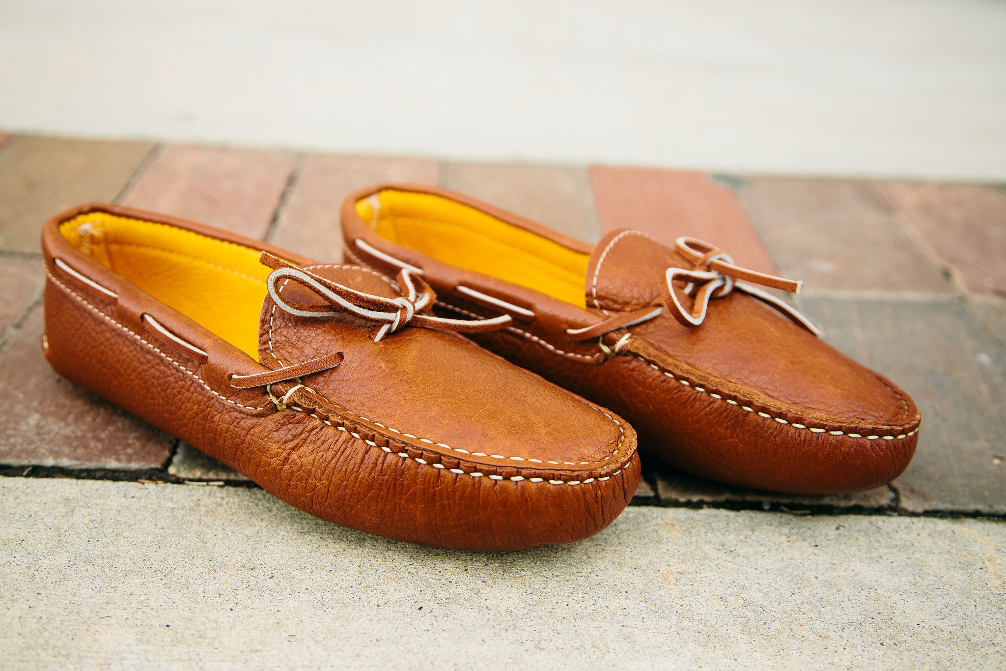 Mens Deerskin Lined Bullhide Soft Sole Moccasin