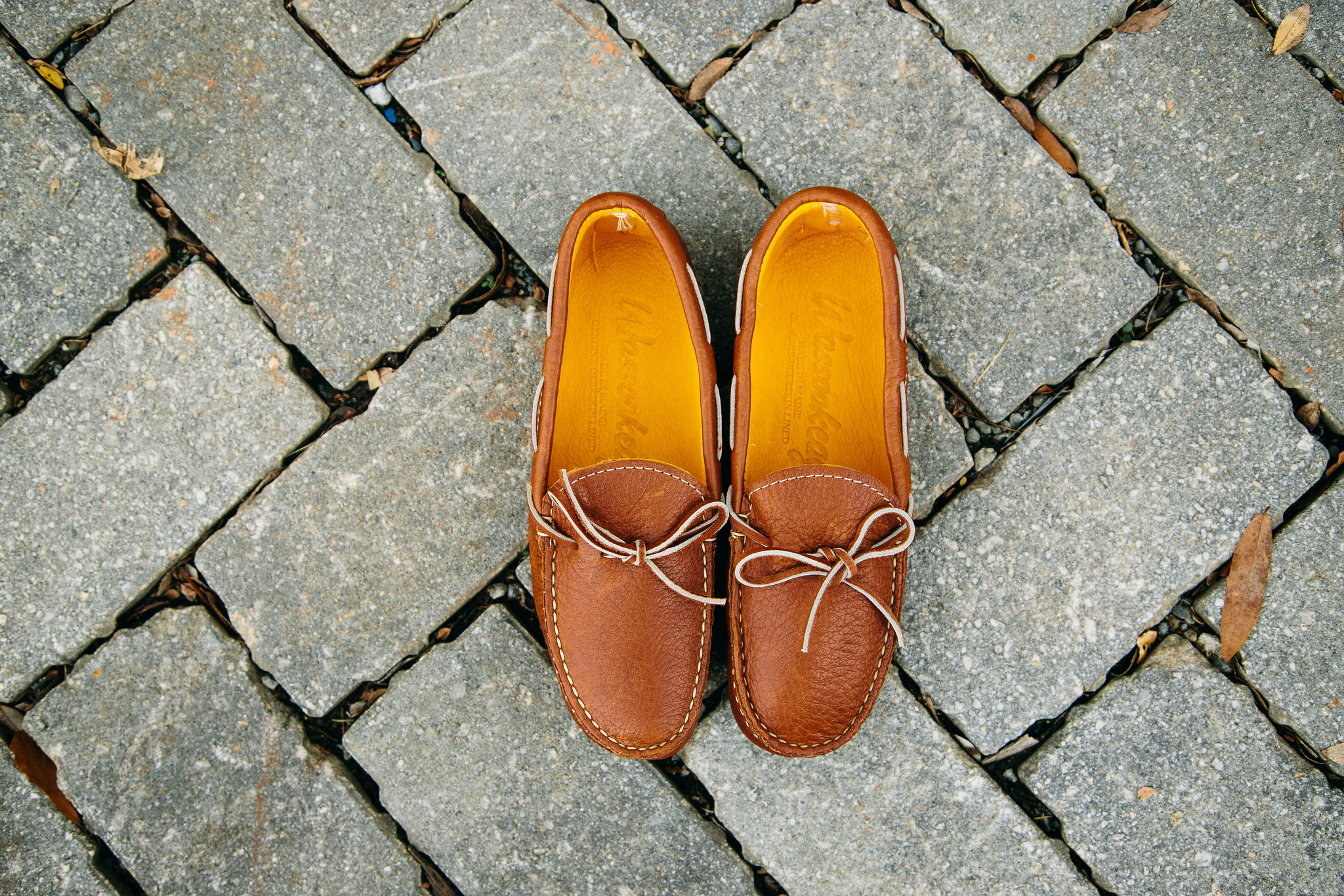 Mens Deerskin Lined Bullhide Soft Sole Moccasin