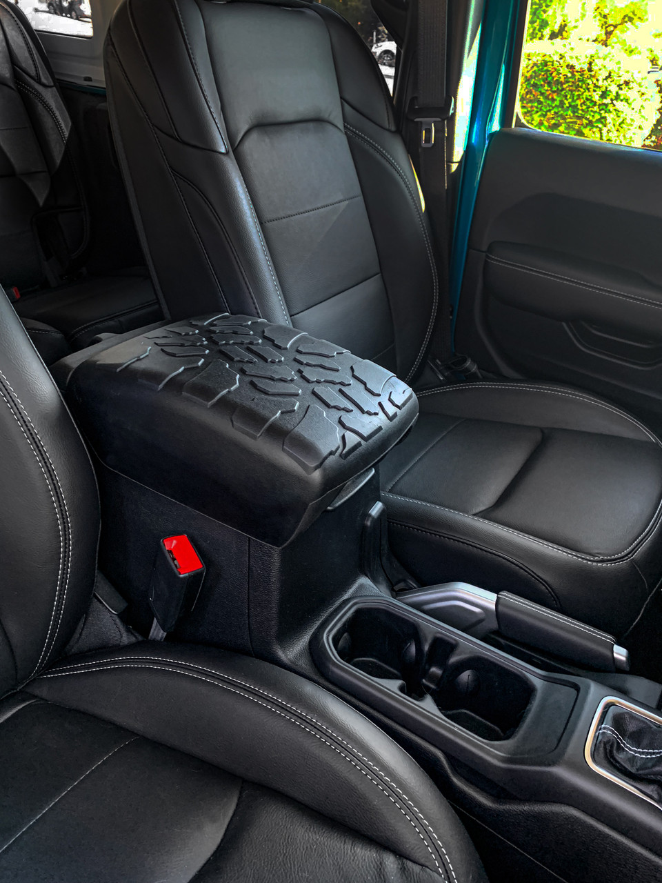 ArmPad™ Jeep Wrangler JL Center Console Cover | Boomerang