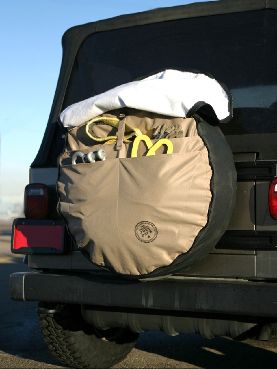 The Original Joey Pack Cargo Tire Cover by Boomerang