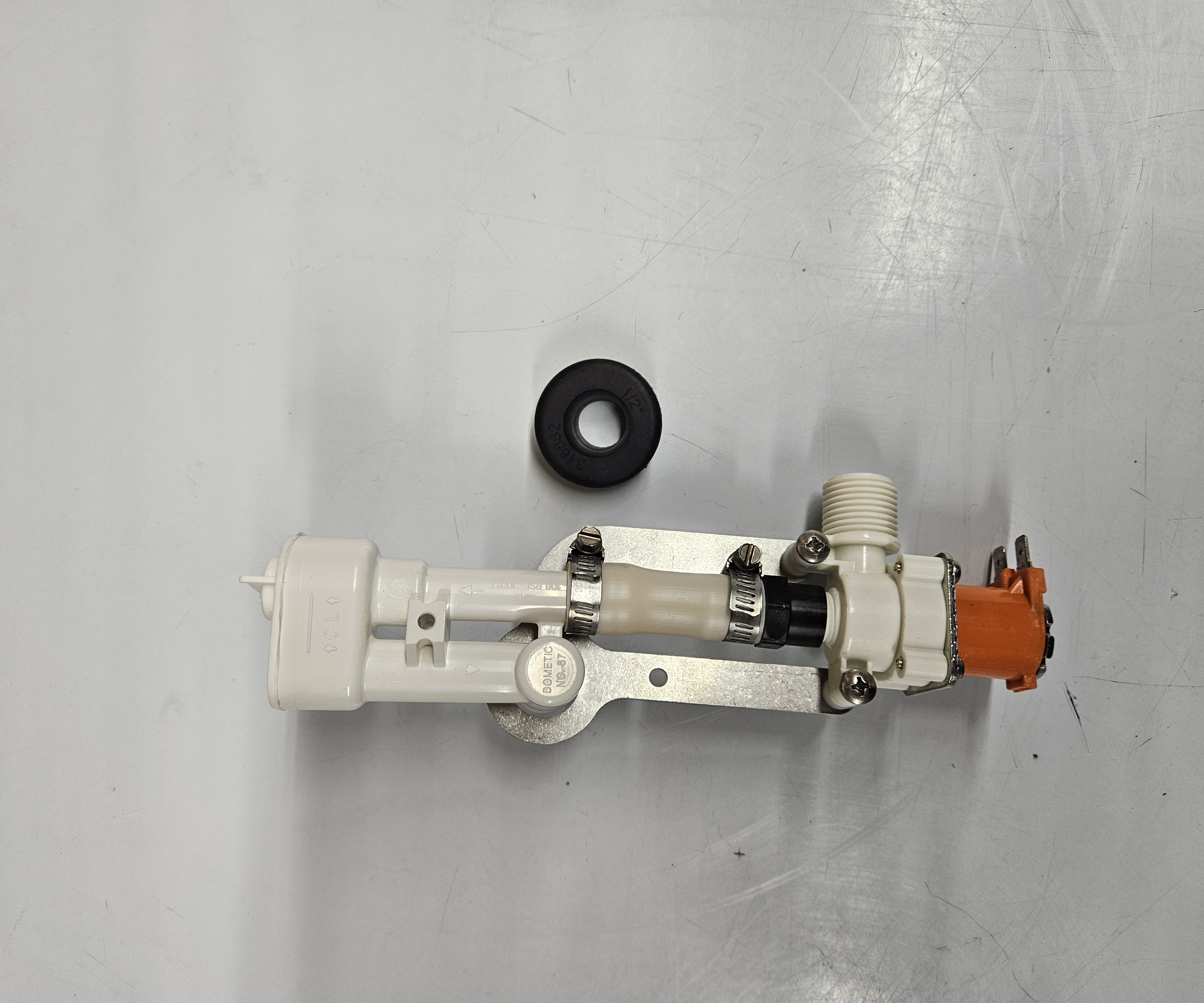 Dometic KIT, Vacuum Breaker/Water Valve Assembly 12V