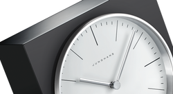 Junghans Max Bill Tischuhr 36/3221.20 – Quartz Table Clock in White Satin Finish