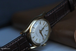 Rare 1950s Vintage 14K Gold Rolex Oyster Perpetual 6090 Bombay Automatic Watch