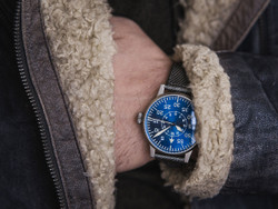 For sale from an Authorized Dealer. Blue Dial , Grey Strap. Made in Germany.   LACO 1925 PILOT WATCH ORIGINAL PADERBORN BLAUE STUNDE Made in Germany Ref 862082.  Free Shipping.  For sale from an Authorized Dealer. Blue Dial , Grey Strap. Made in Germany.   LACO 1925 PILOT WATCH ORIGINAL PADERBORN BLAUE STUNDE Made in Germany Ref 862082.  Free Shipping.