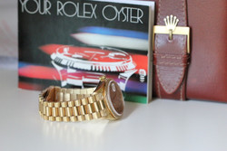 1981 Rolex Day-Date Ref. 18038 Linen Dial and Florentine/Morellis engraved finish "President" bracelet 18K Yellow Gold 