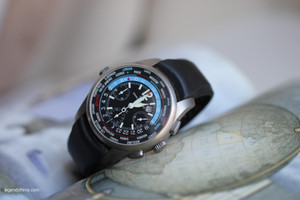 Girard-Perregaux WW.TC World Time Chronograph 49805 Automatic 43mm Black Dial Front view