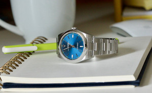 For sale ROLEX watch Oyster Perpetual 39 Men's Automatic Watch 114300-0003 Blue Dial Steel Bracelet, available at our Chicago store with Free USA shipping. For sale ROLEX watch Oyster Perpetual 39 Men's Automatic Watch 114300-0003 Blue Dial Steel Bracelet, available at our Chicago store with Free USA shipping.
