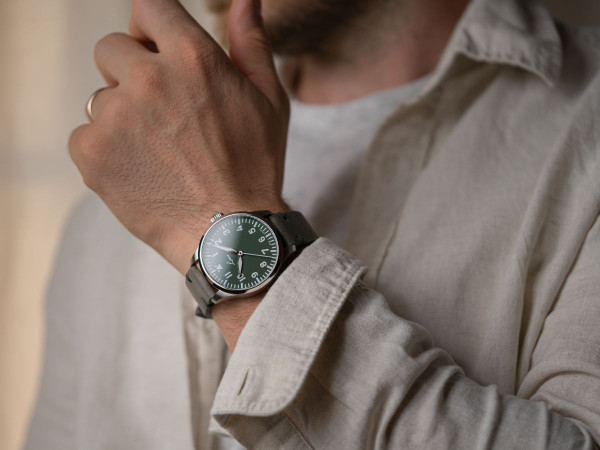 LACO Pilot Watches Basic Augsburg Grün 39 Green Limited Edition