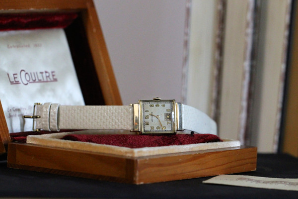 Jaeger LeCoultre Circa 1940's Vintage Square Shaped Yellow Gold