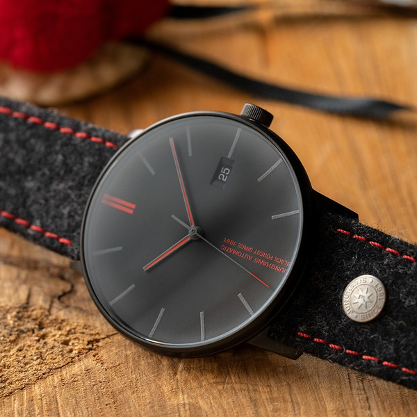 Albishorn's Thundergraph Revives the “California” Dial | SJX