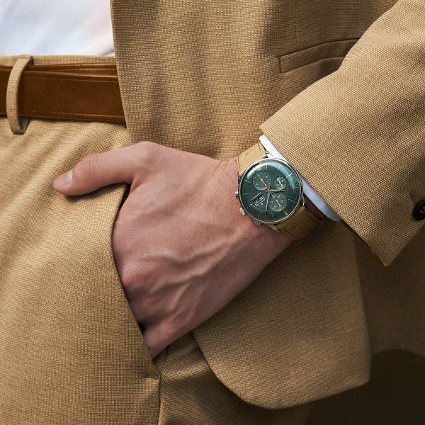 インテリア時計 hoya junghans Amazon.com: JUNGHANS Men's Max Bill Automatic White Dial Black