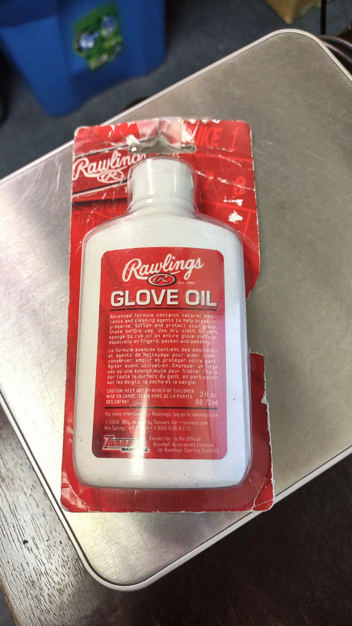 Rawlings Baseball Glove Oil 3 fl. oz. NOS Damaged Package Heroes