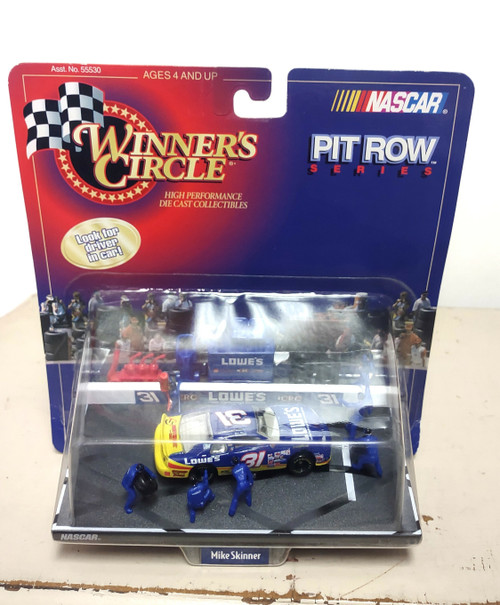 1998 Winner's Circle Pit Row 1:64 #31 Mike Skinner/Lowe's In Pit Stall
