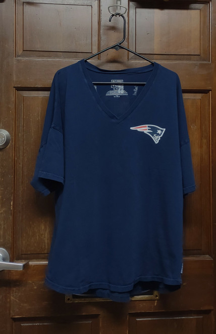 Fanatics Pro Line New England Patriots Super Bowl LIII Champs V-Neck T-Shirt  XL