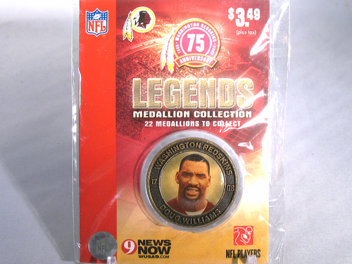 DOUG WILLIAMS Washington Redskins Legends 2007 Collectible Medallion Coin DOUG WILLIAMS Washington Redskins Legends 2007 Collectible Medallion Coin