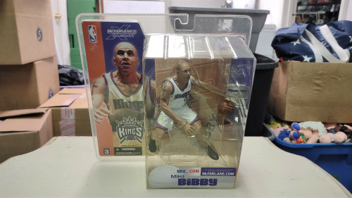 2003 McFarlane Sports Picks Series 3 Mike Bibby Figure Sacramento Kings f3