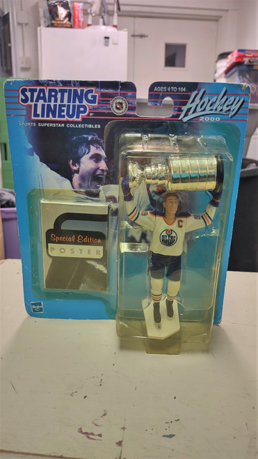 2000 Starting Lineup WAYNE GRETZKY Tribute With Stanley Cup & Poster NOS f4