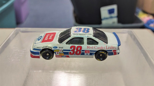 1995 Racing Champions Preview 1:64 #38 Elton Sawyer/Ford Credit Diecast Loose