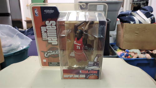 2003 McFarlane Sportspicks Series 5 Lebron James Figure Variant Cavaliers f5