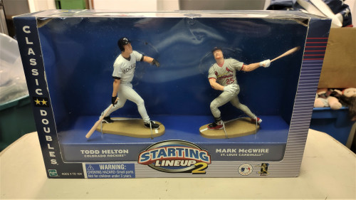 2000 Starting Lineup 2 Classic Doubles MARK MCGWIRE & TODD HELTON Figures NEW f5