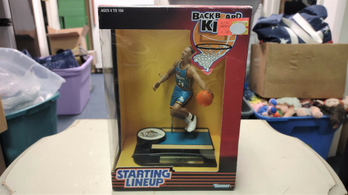 1997 Starting Lineup Backboard Kings GRANT HILL Detroit Pistons Basketball NOS f7